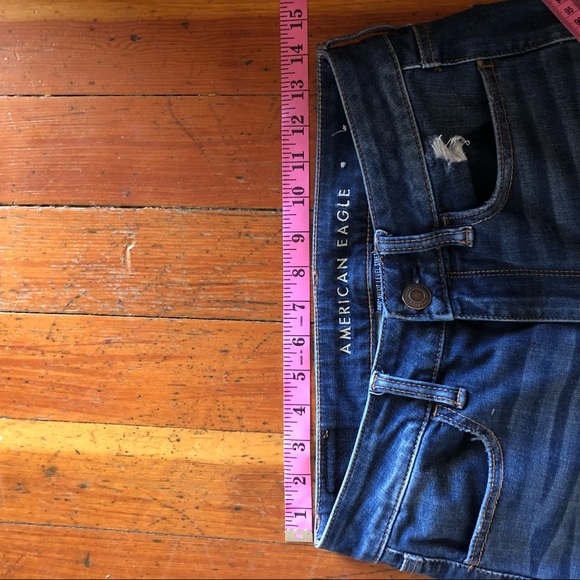 *SOLD* American Eagle Distressed Size 6 Hi Rise - Picture 9 of 11
